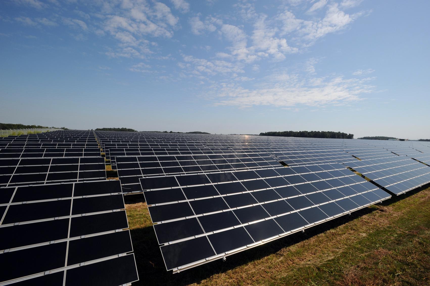 çatı sistemleri,arazi sistemleri,carport sistemleri,danışmanlık,statik projelendirme,mekanik ve elektrik montaj,solar panel temizliği,servis ve bakım